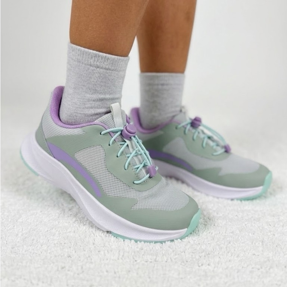 Athletic Works Kids Sneakers in Gray and Purple